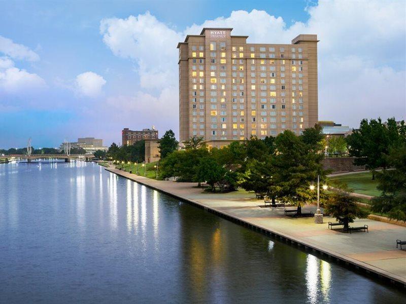 Hyatt Regency Wichita Hotel Exterior photo